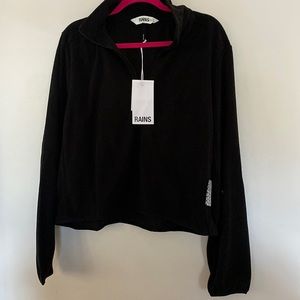 RAINS Black Short Fleece w Half Zip Size XL, NWT